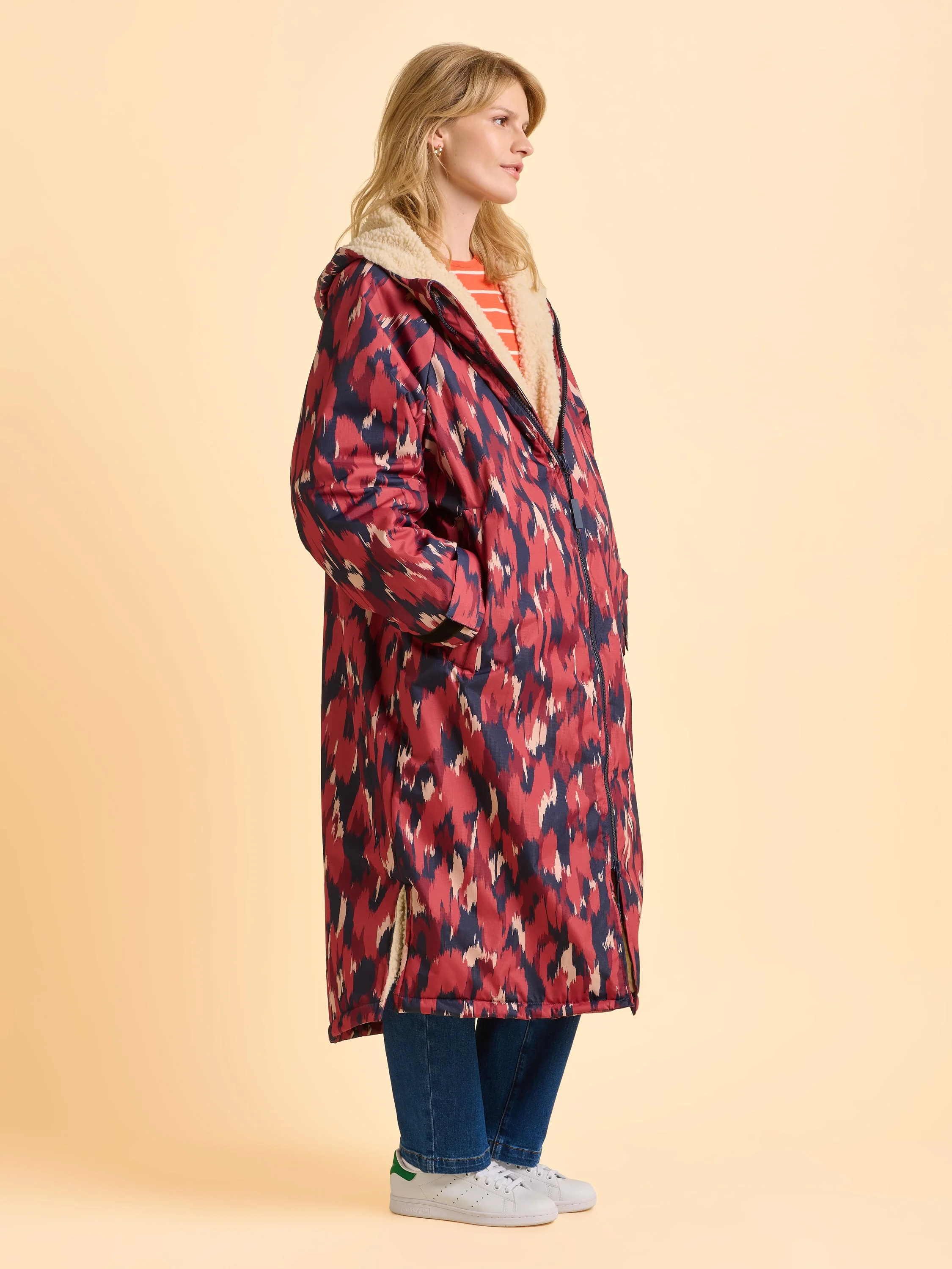 Almer Chinook Changing Robe - Image 5