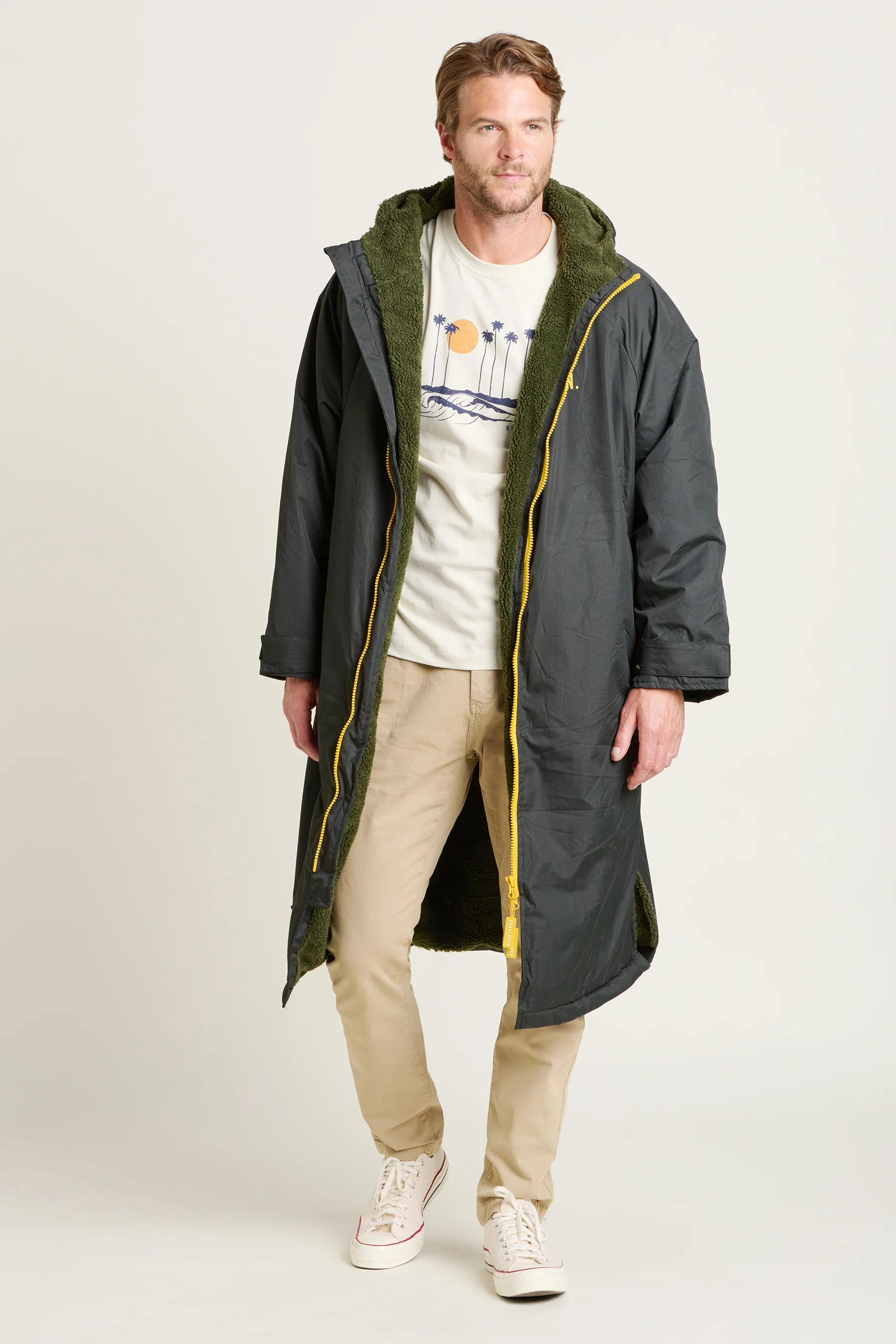 Black Chinook Changing Robe - Image 4