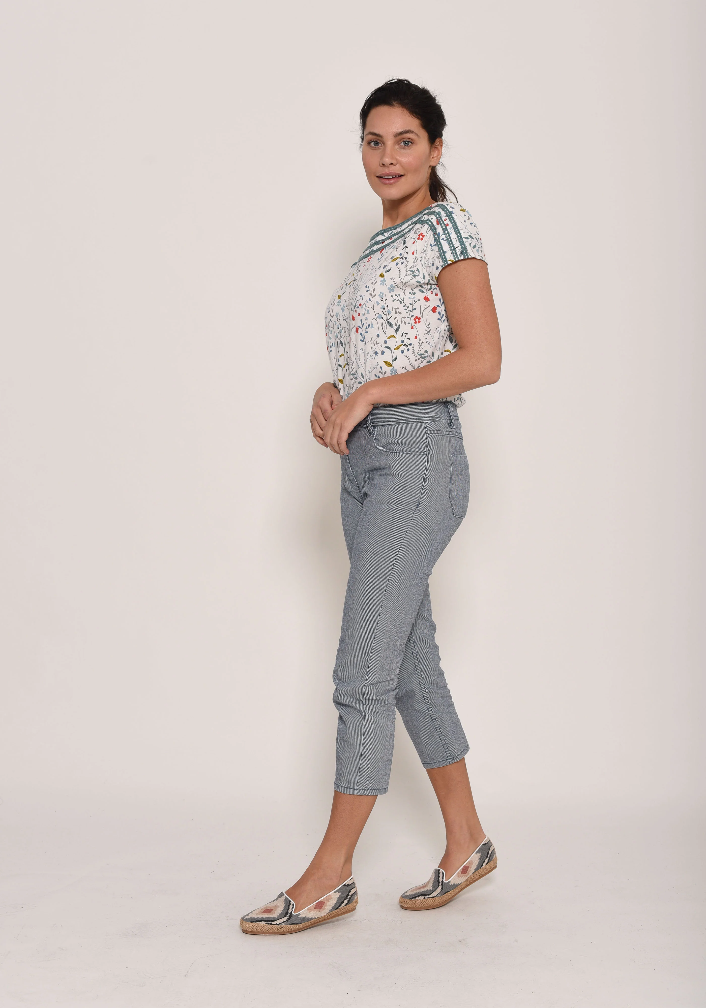 Candy Stripe Capris - Image 2