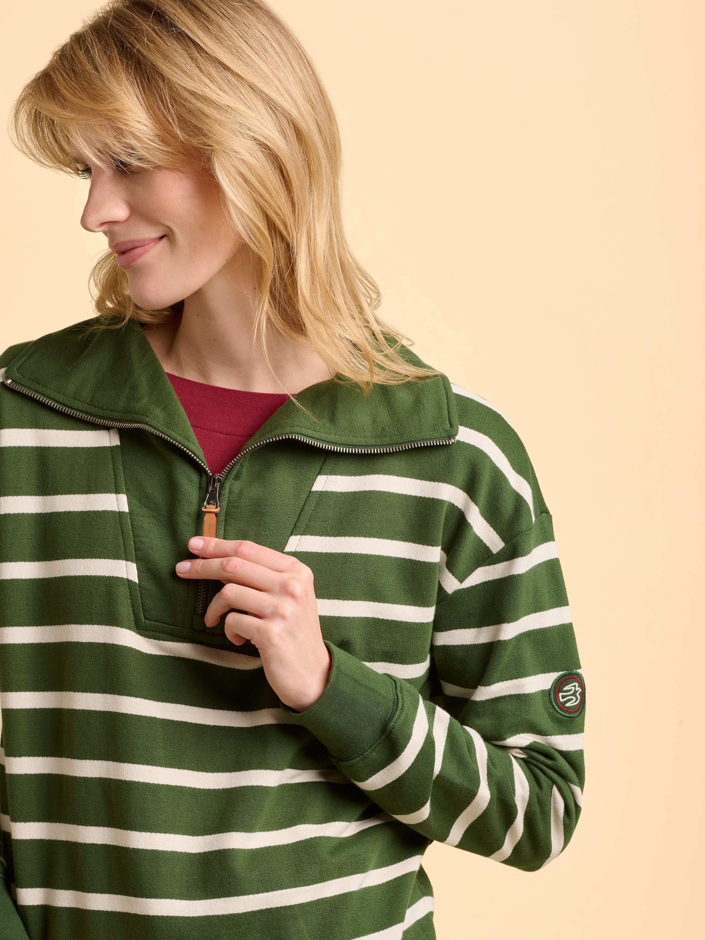 Charmouth Quarter Zip Sweatshirt - Image 4