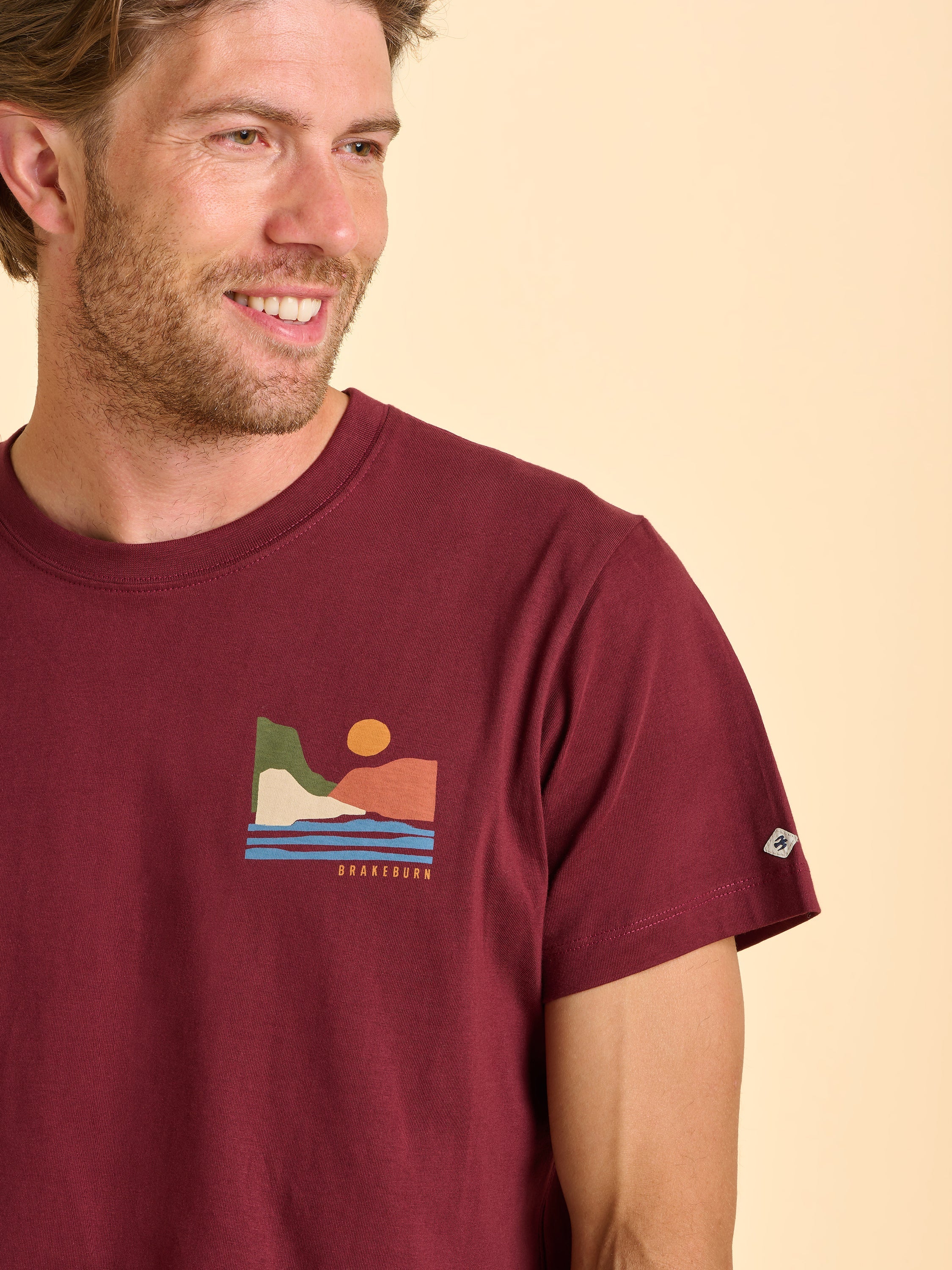 Chillington T-Shirt - Image 4
