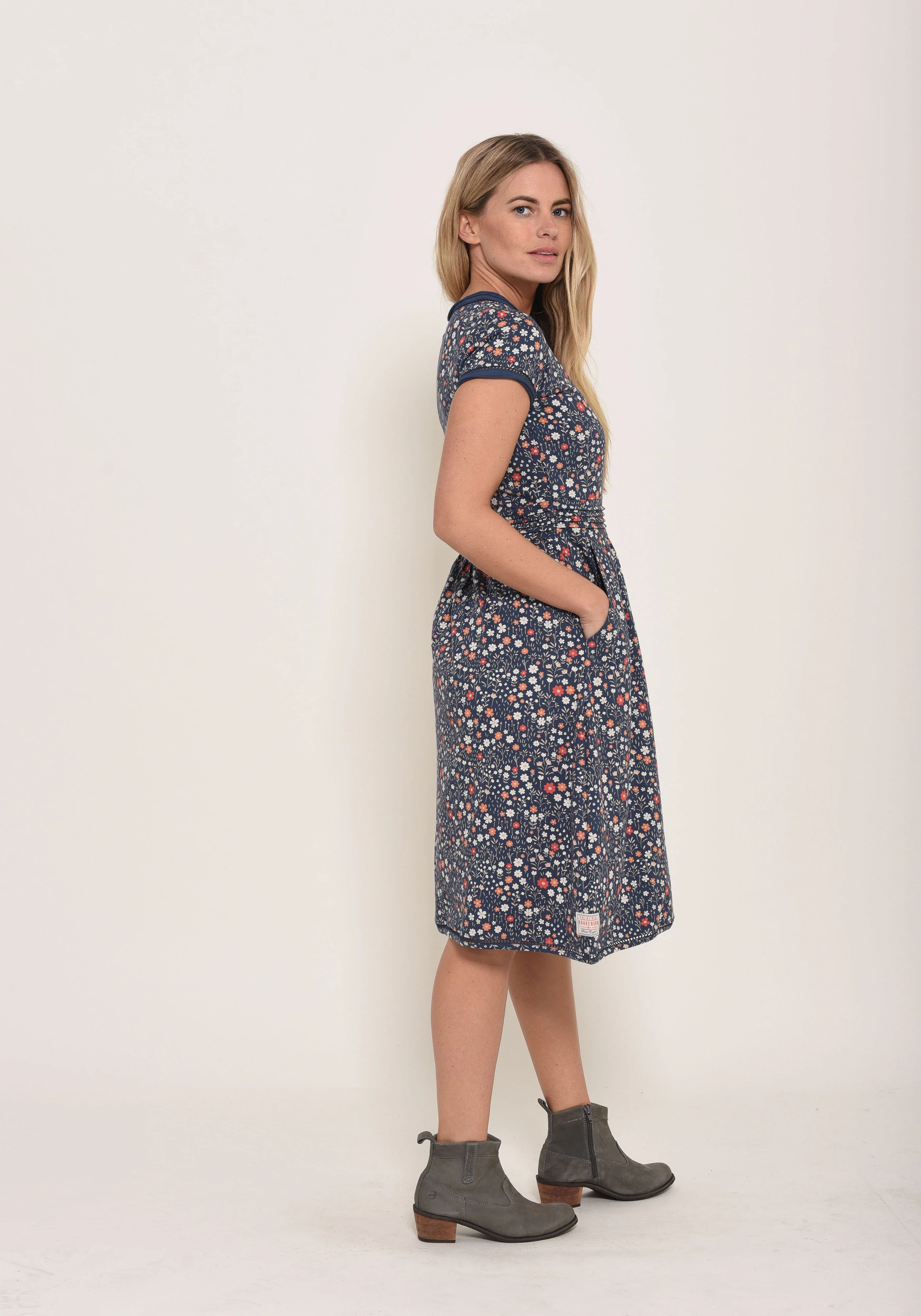 Ditsy Jersey Dress - Image 4