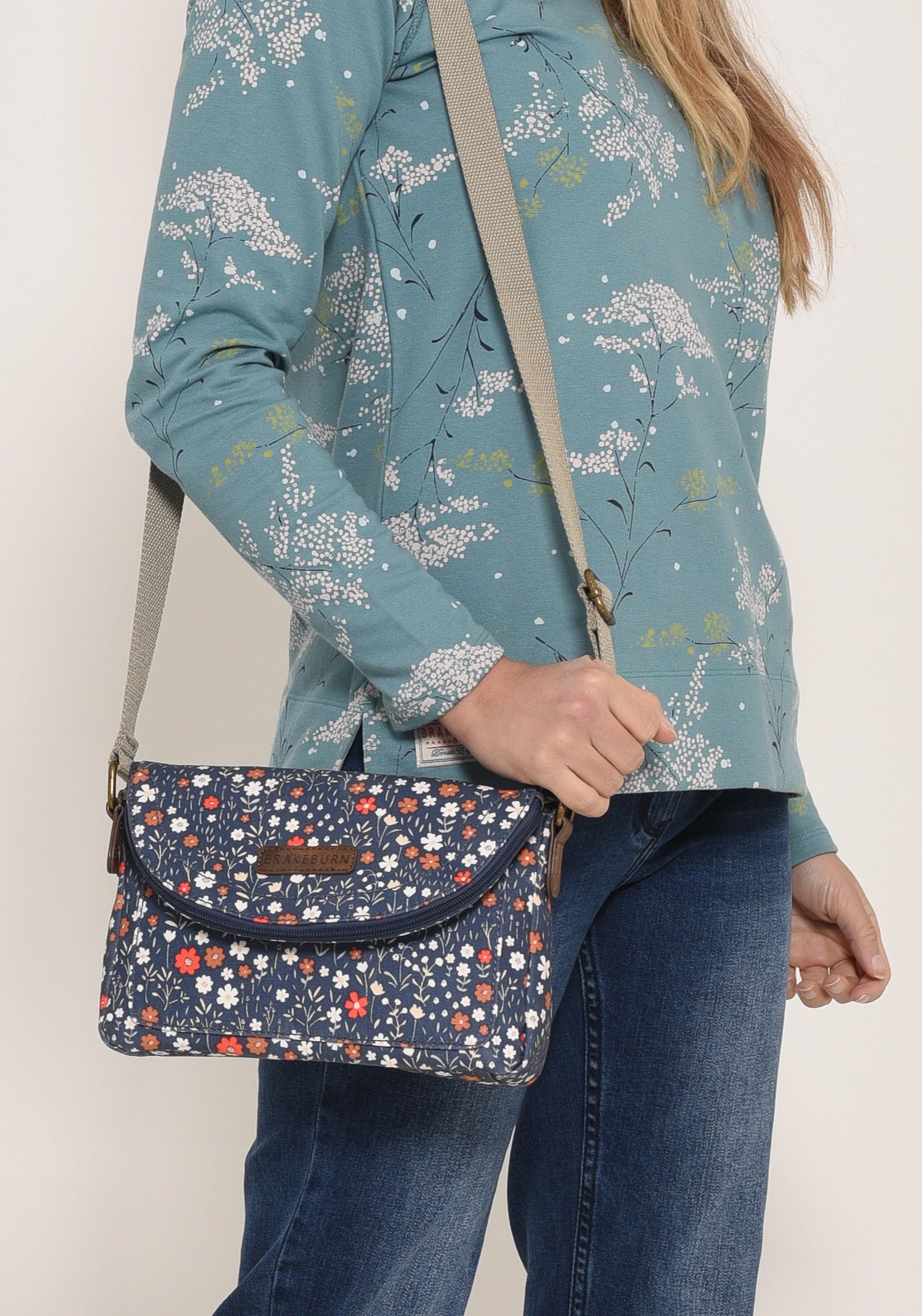 Ditsy Roo Pouch - Image 4