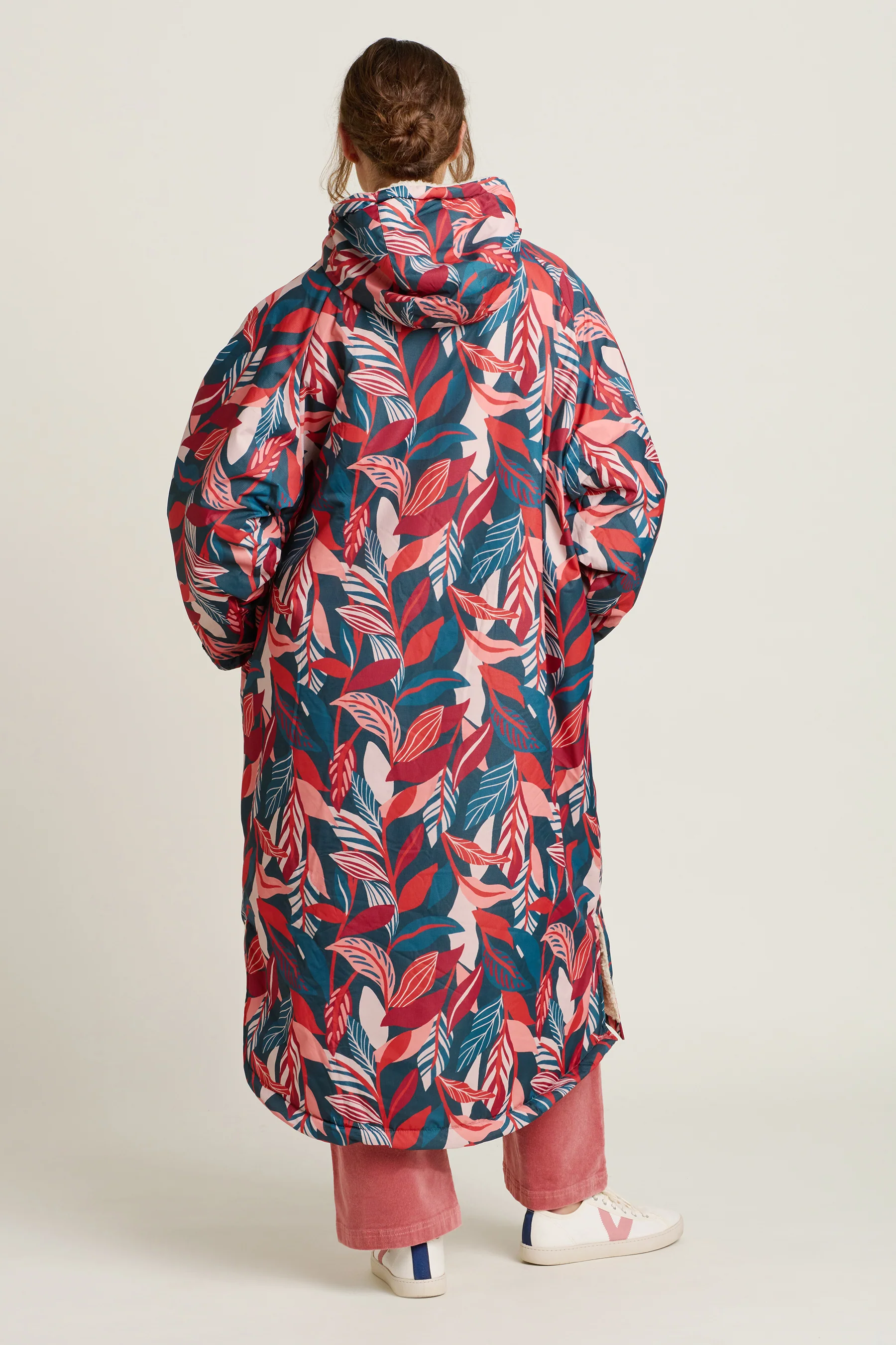 Evergreen Leaves Chinook Changing Robe - Image 4