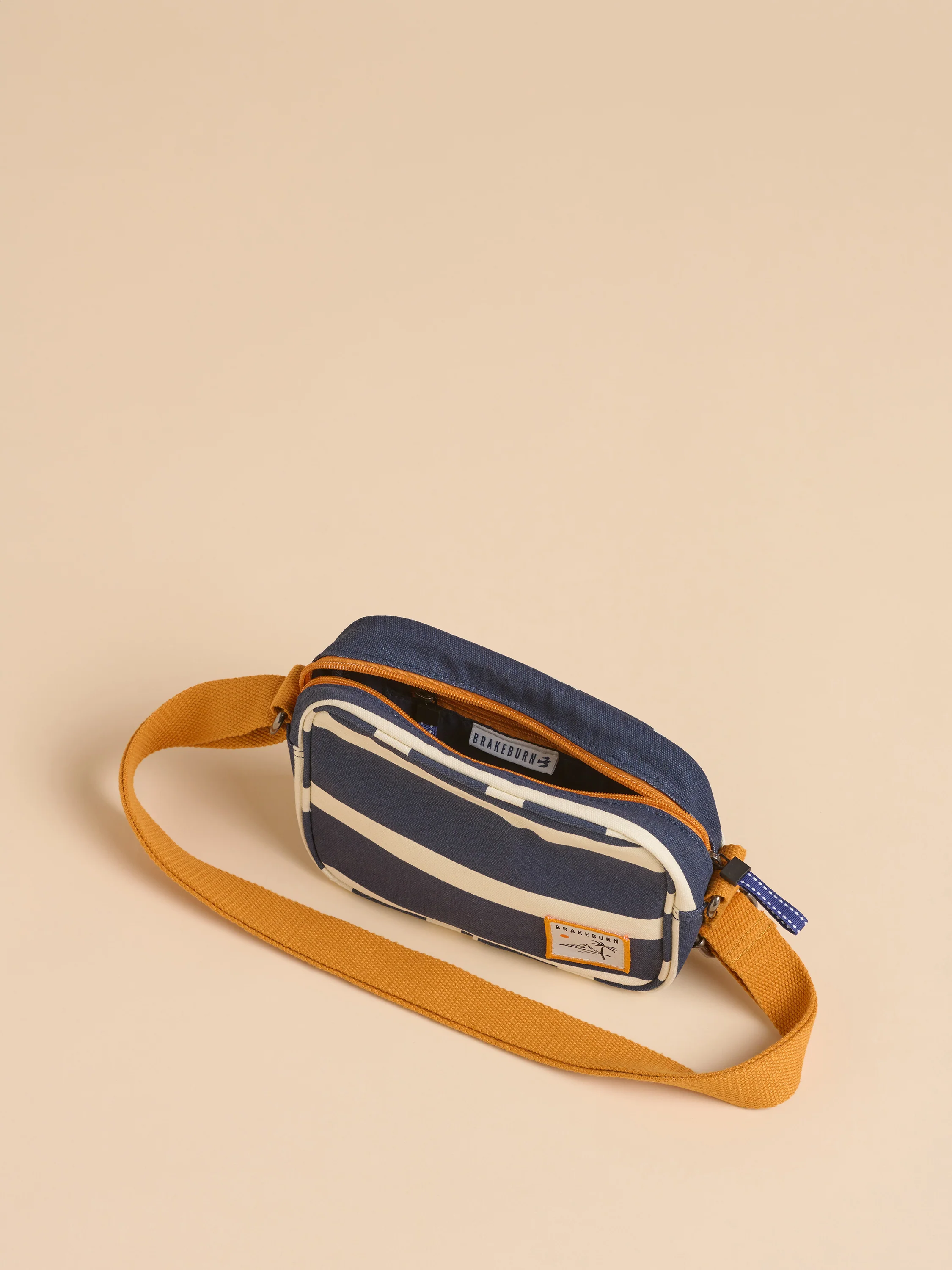 Harbour Medium Cross Body Bag - Image 3
