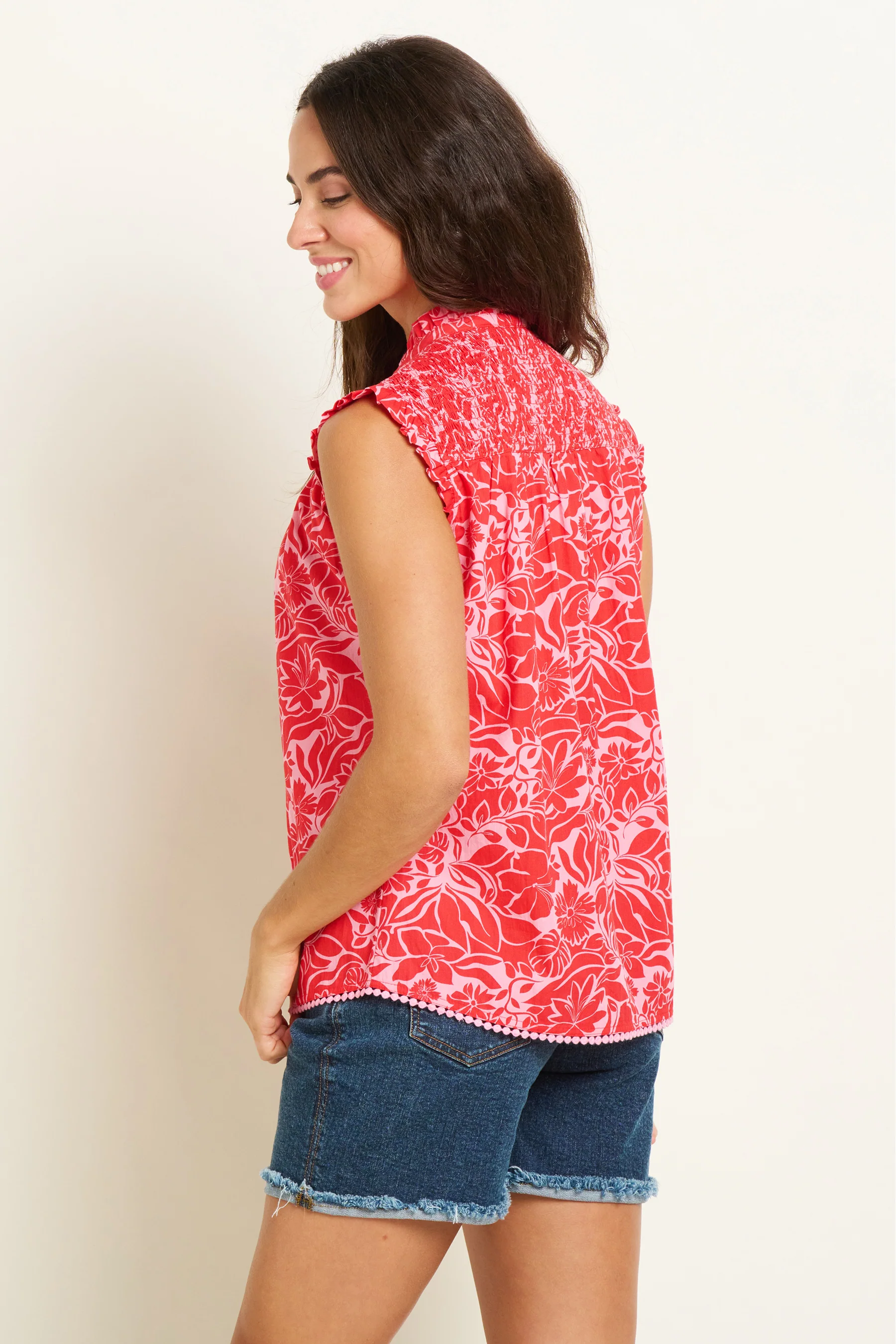 Josie Vest - Image 3