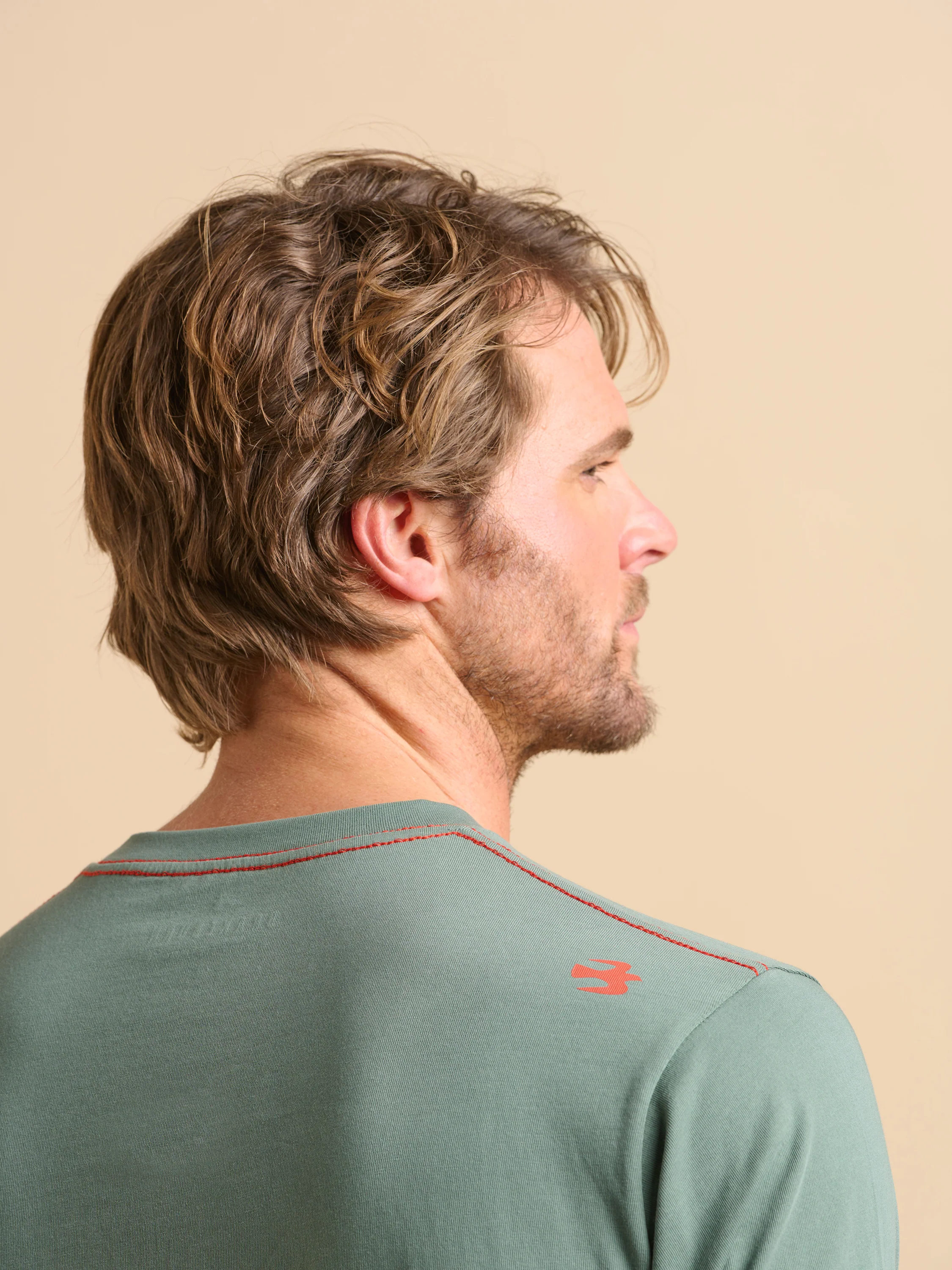 Linear Mountains Tee - Image 4