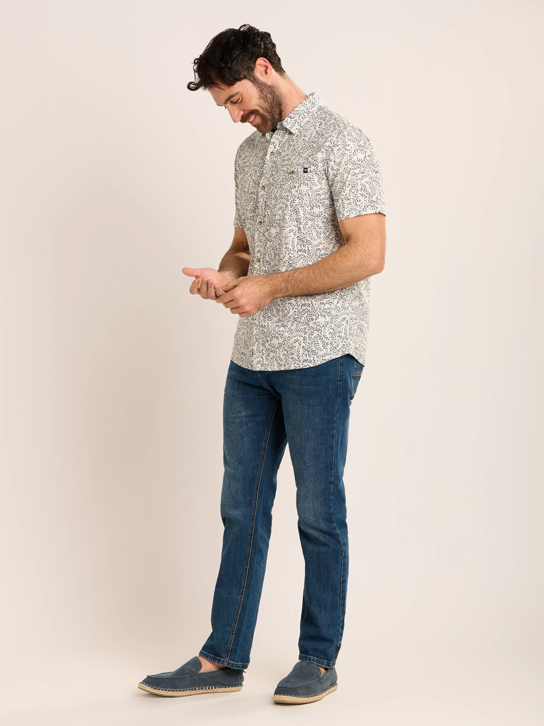 Mappleton Leaves Printed Shirt - Image 5