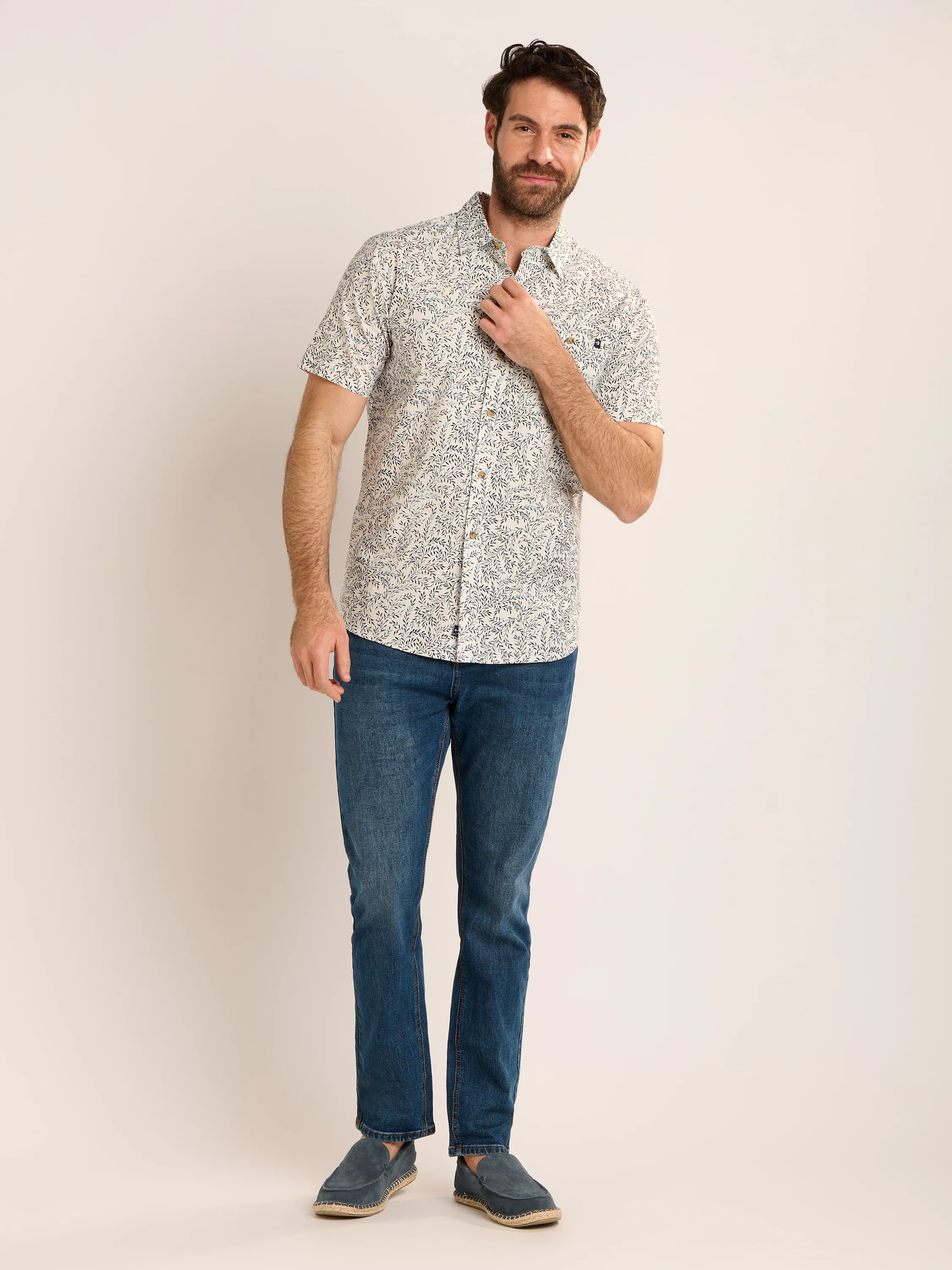 Mappleton Leaves Printed Shirt - Image 7