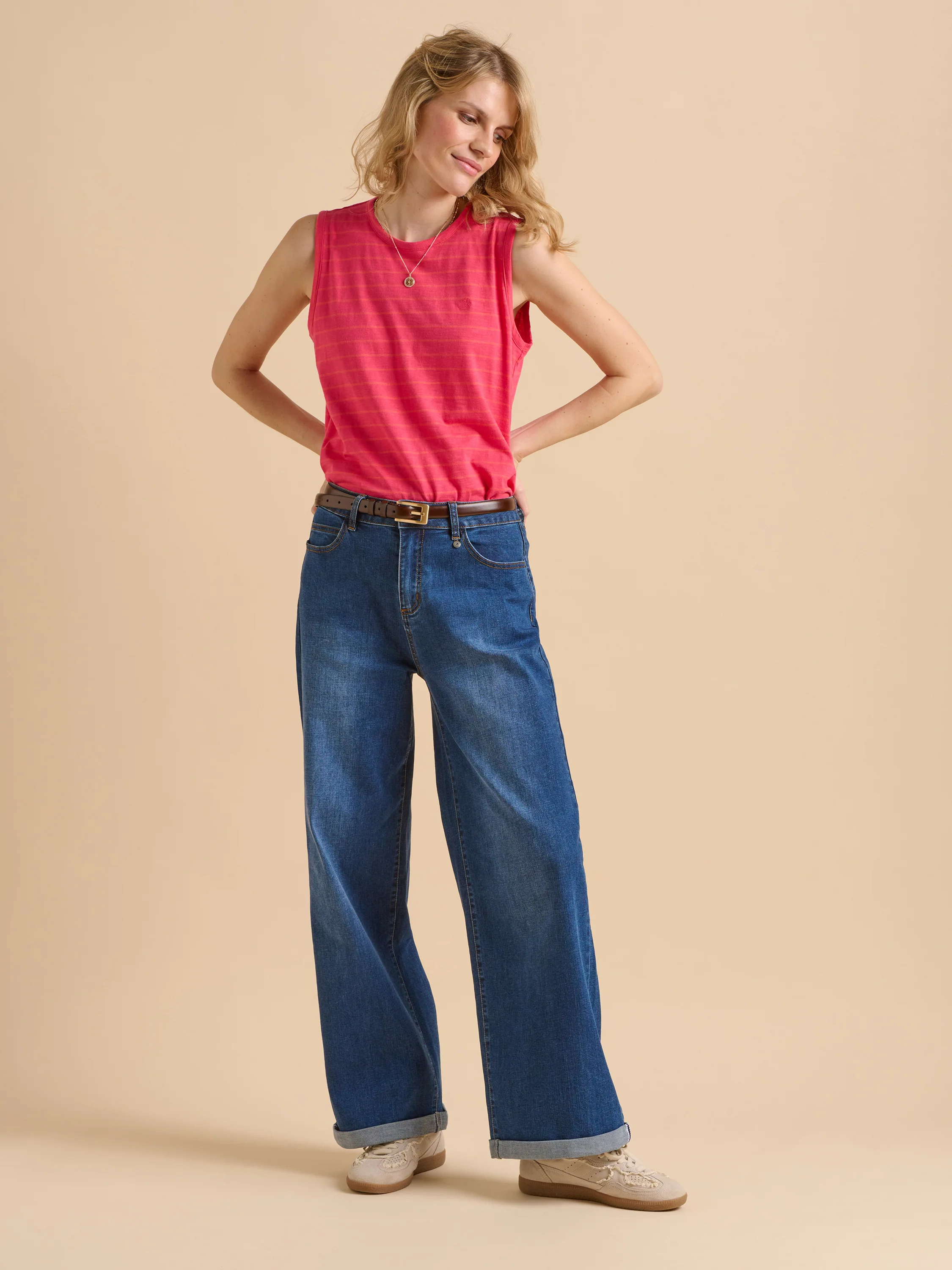 Sea Pinks Vest - Image 3