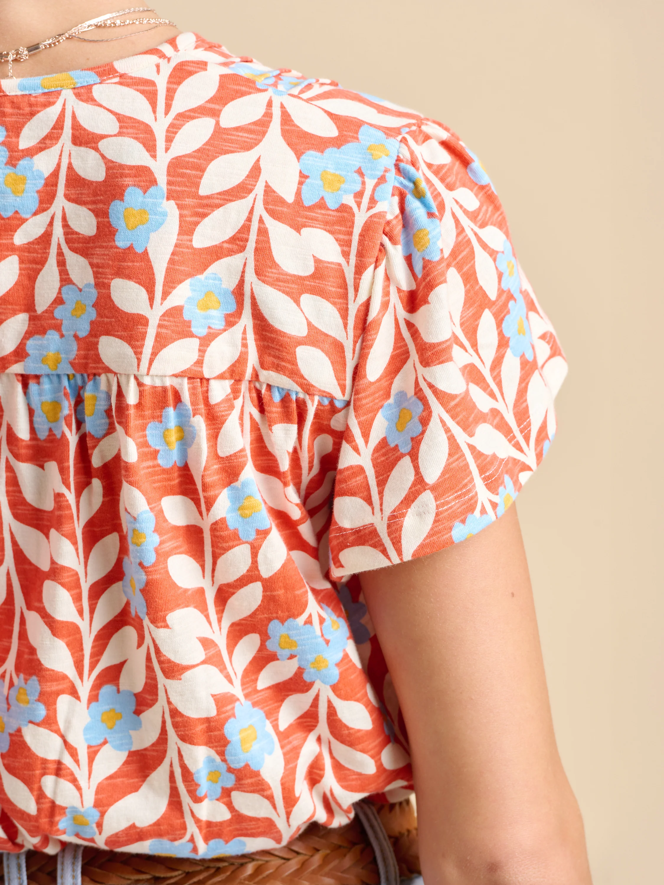 Spring Vine Jersey T Shirt - Image 4