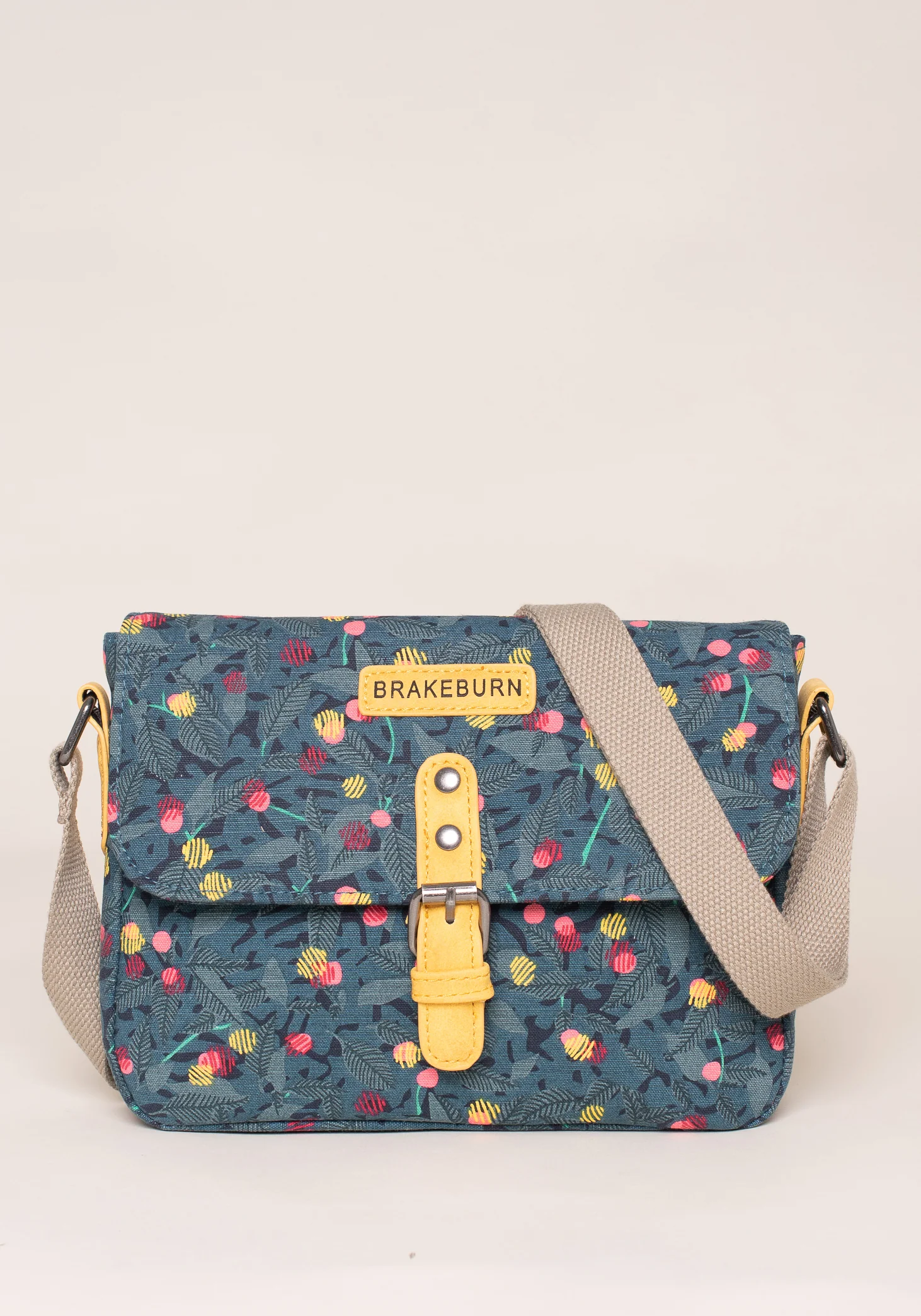 Summer Berry Roo Pouch Cross Body Bag - Image 2