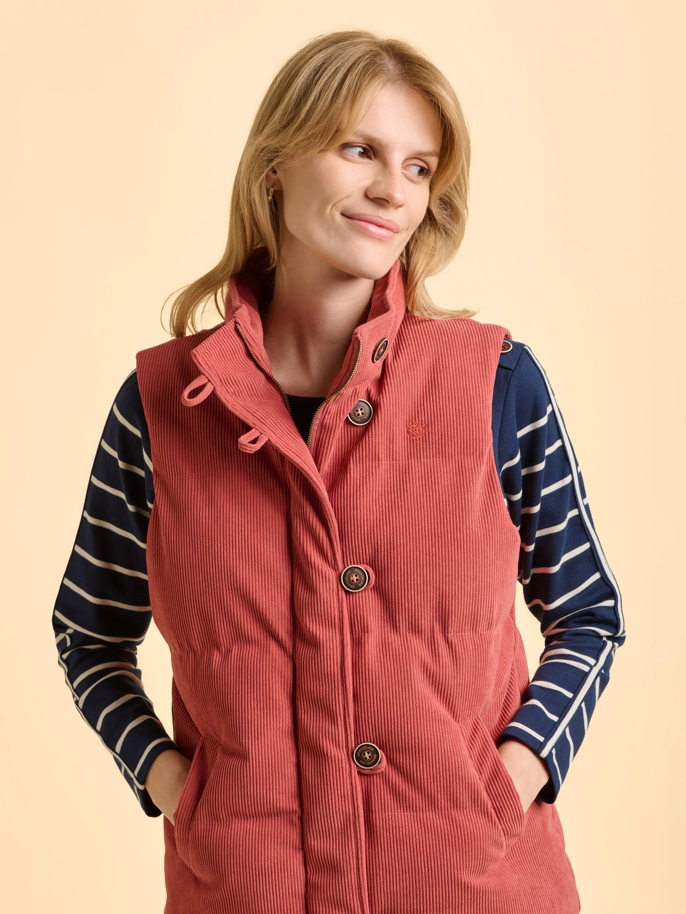 Wilds Cord Gilet - Image 4